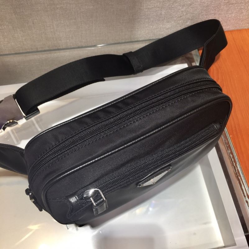 Pra*a waist chest packs